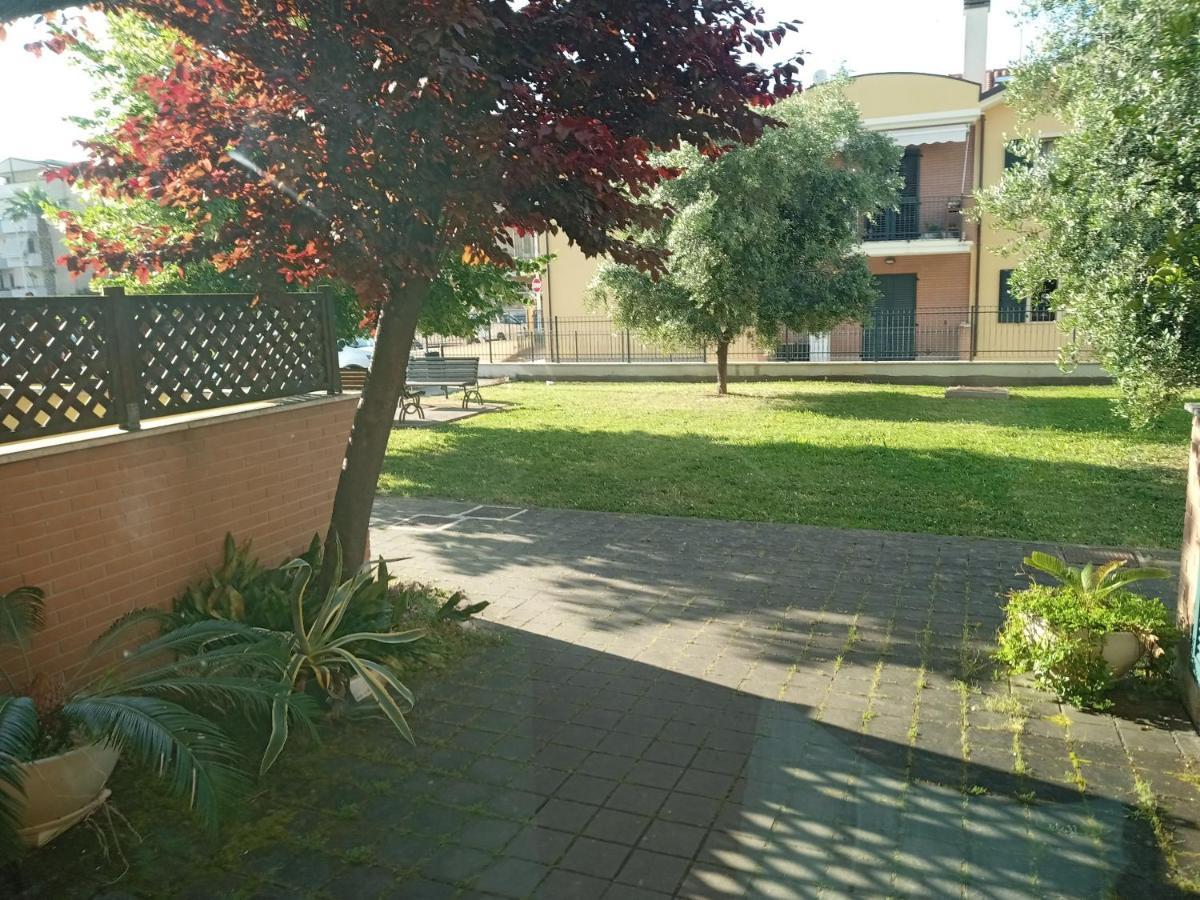 Casa Giardino Apartment San Benedetto del Tronto Exterior photo